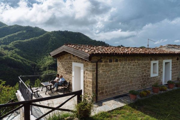 appartamento in vendita a Valle Castellana in zona Vignatico