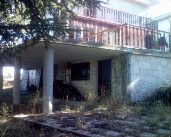 casa indipendente in vendita a Valle Castellana