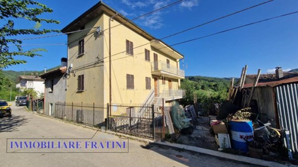 casa indipendente in vendita a Valle Castellana in zona Prevenisco
