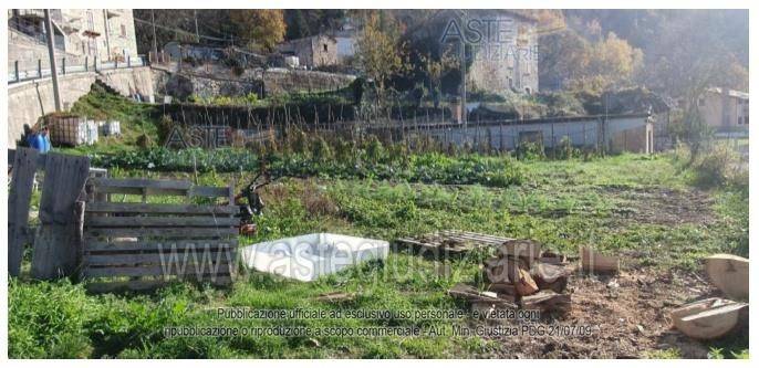 appartamento in vendita a Valle Castellana in zona Cesano