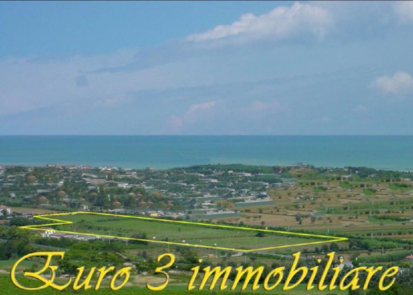 terreno edificabile in vendita a Martinsicuro