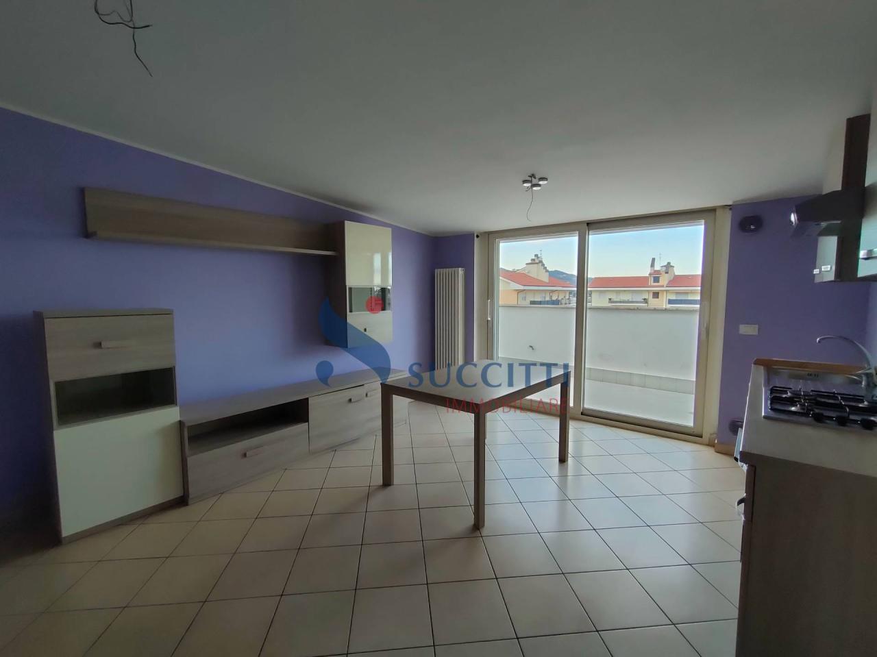 appartamento in vendita a Martinsicuro in zona Villa Rosa