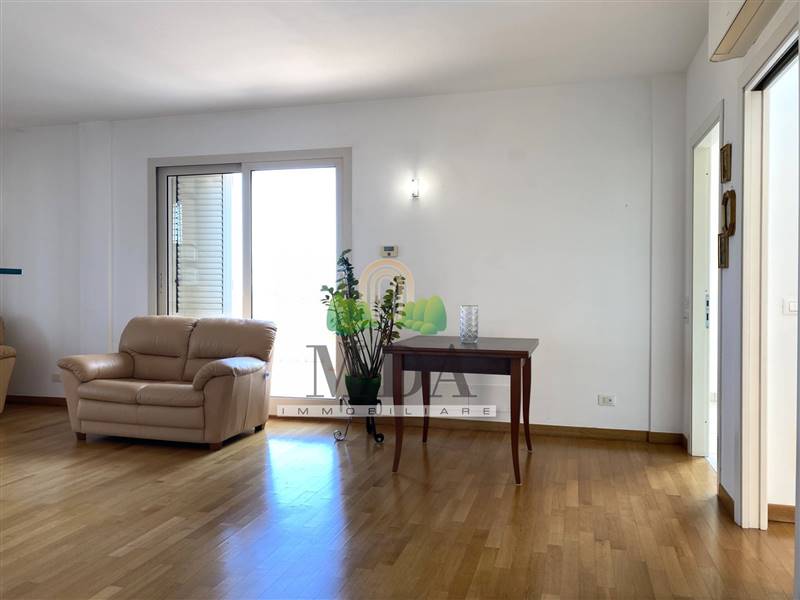 appartamento in vendita a Martinsicuro in zona Villa Rosa