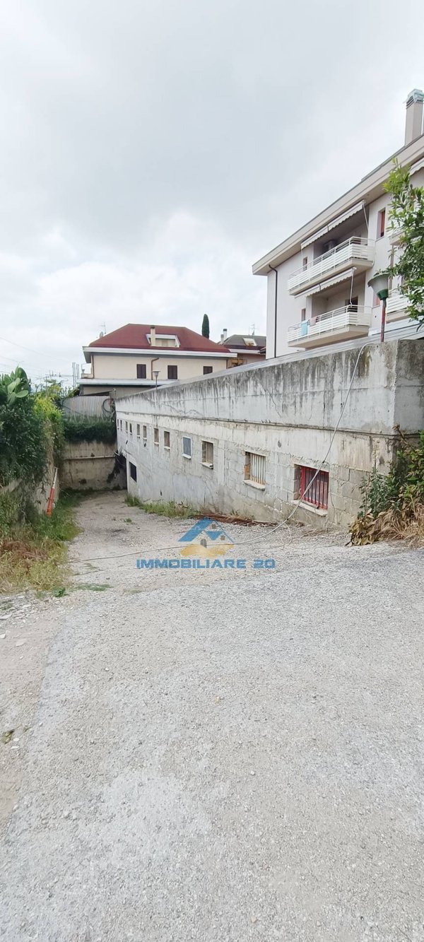 locale di sgombero in vendita a Martinsicuro