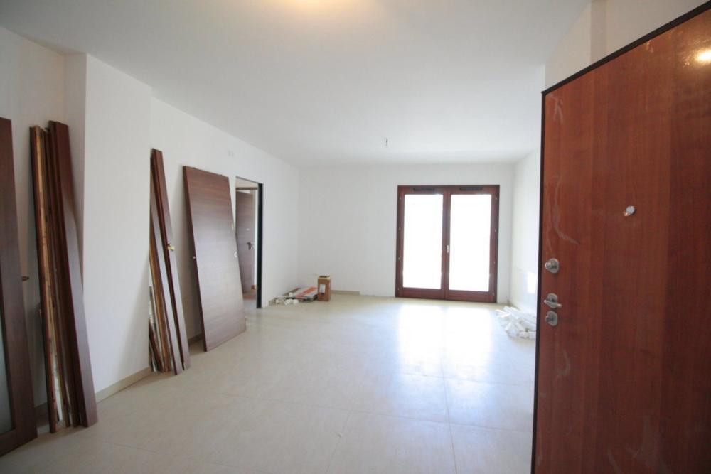 appartamento in vendita a Martinsicuro in zona Villa Rosa