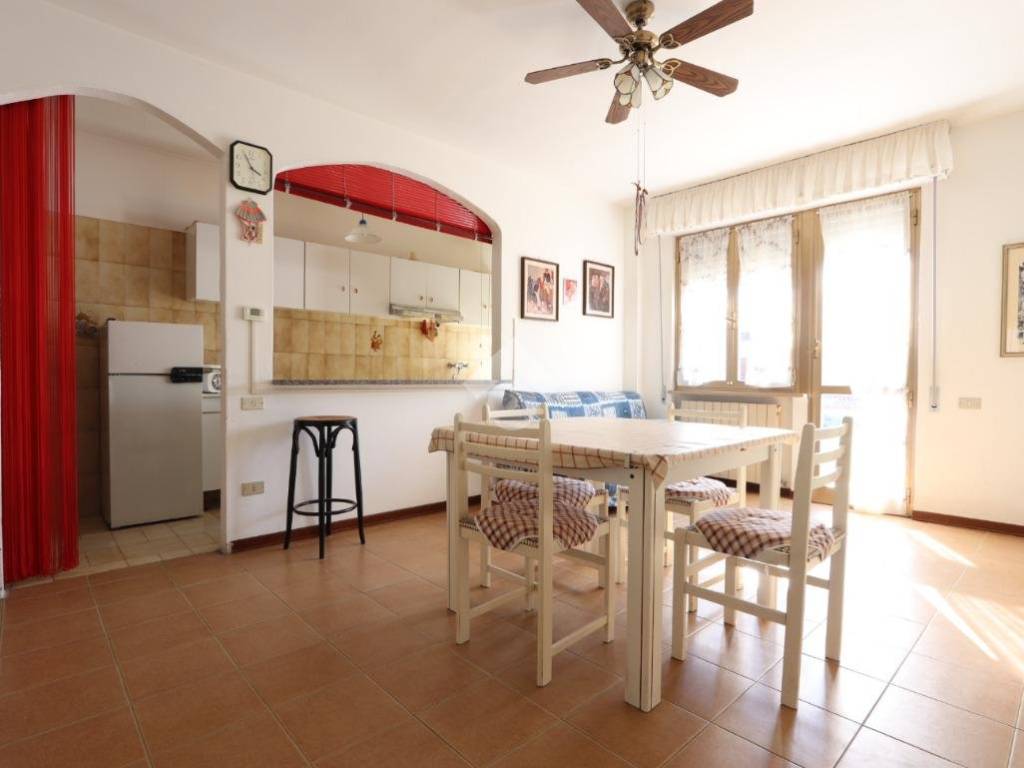 appartamento in vendita a Martinsicuro in zona Villa Rosa