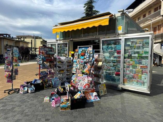locale commerciale in vendita a Martinsicuro
