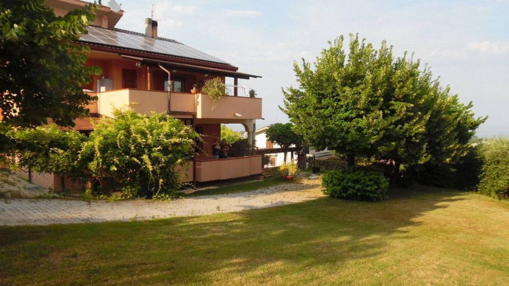 casa indipendente in vendita a Martinsicuro in zona Villa Rosa