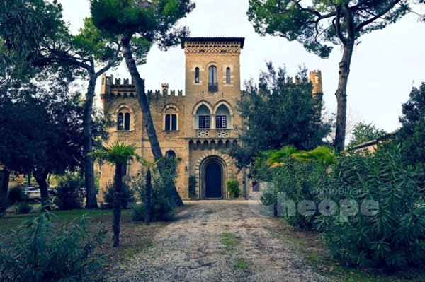 casa indipendente in vendita a Martinsicuro