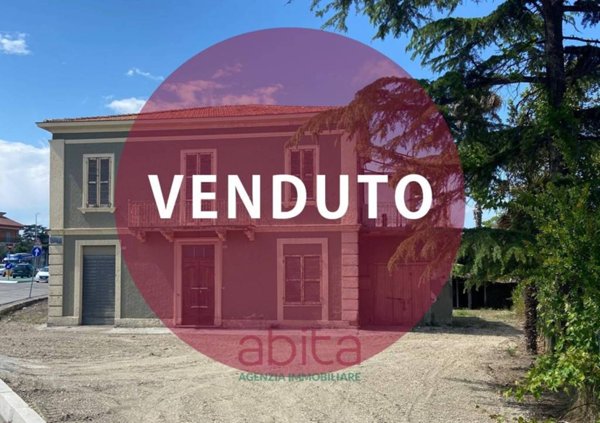 casa indipendente in vendita a Martinsicuro