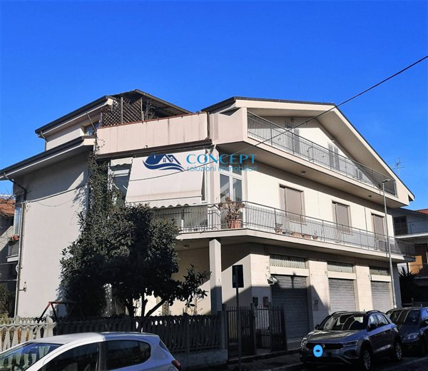 casa indipendente in vendita a Martinsicuro