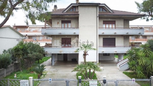 casa indipendente in vendita a Martinsicuro