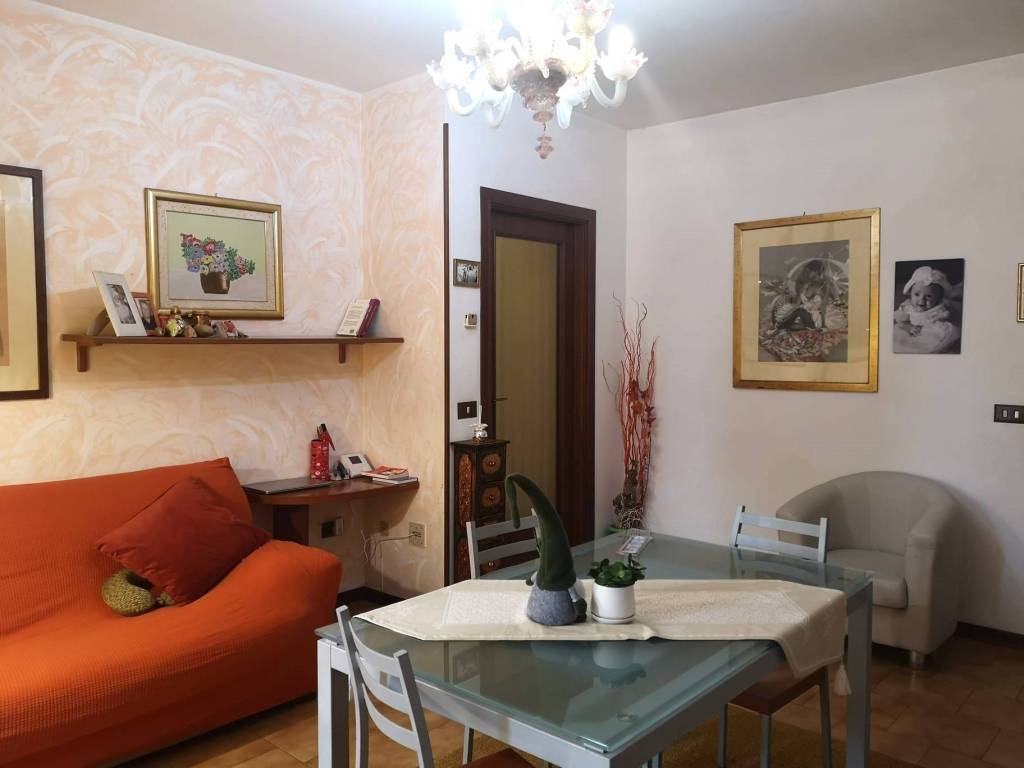 appartamento in vendita a Martinsicuro in zona Villa Rosa