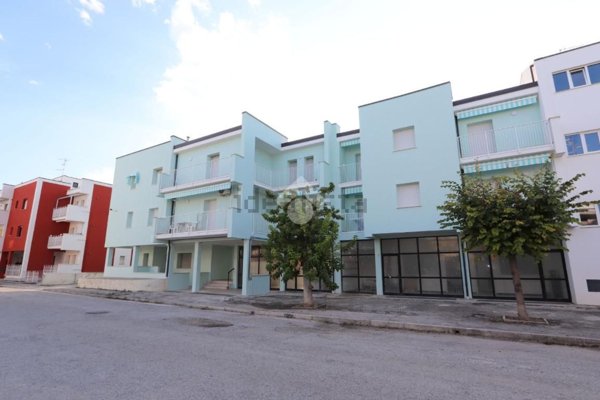 appartamento in vendita a Martinsicuro in zona Villa Rosa