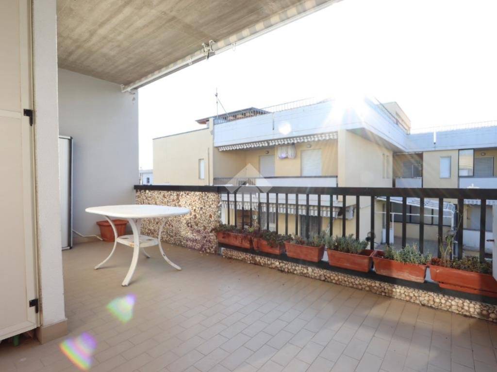 appartamento in vendita a Martinsicuro in zona Villa Rosa
