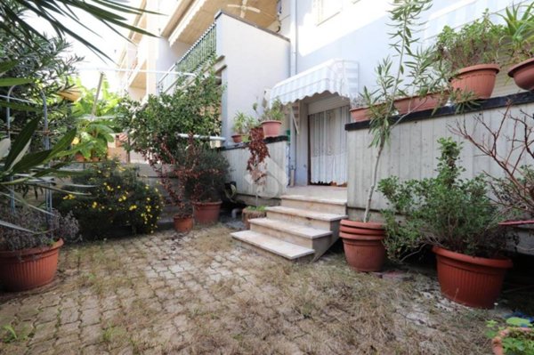 appartamento in vendita a Martinsicuro in zona Villa Rosa