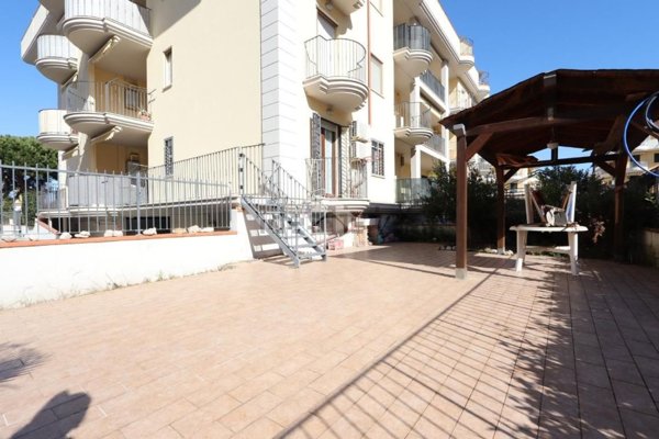 appartamento in vendita a Martinsicuro in zona Villa Rosa