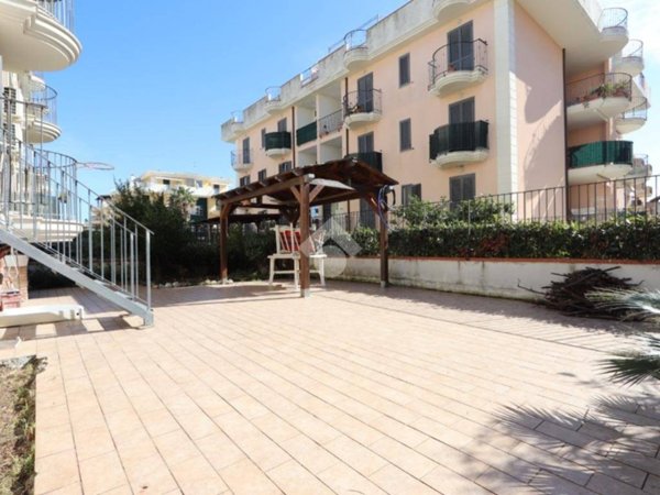 appartamento in vendita a Martinsicuro in zona Villa Rosa
