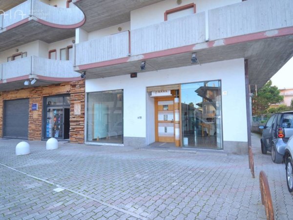 negozio in vendita a Martinsicuro