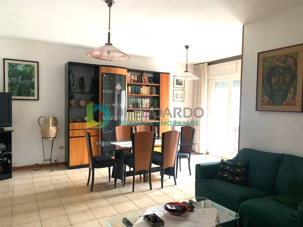 appartamento in vendita a Martinsicuro in zona Villa Rosa