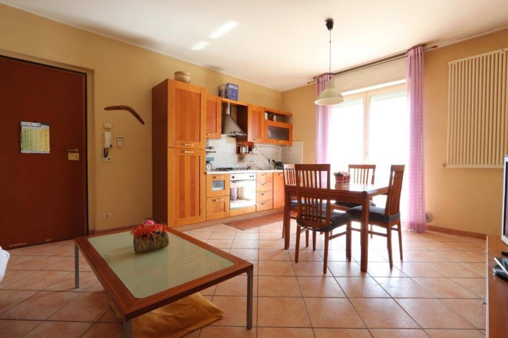 appartamento in vendita a Martinsicuro in zona Villa Rosa