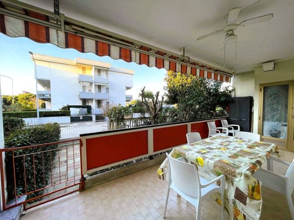 casa indipendente in vendita a Martinsicuro in zona Villa Rosa