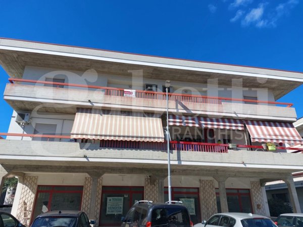 appartamento in vendita a Martinsicuro in zona Villa Rosa