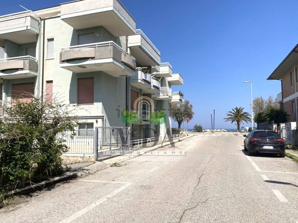 casa indipendente in vendita a Martinsicuro