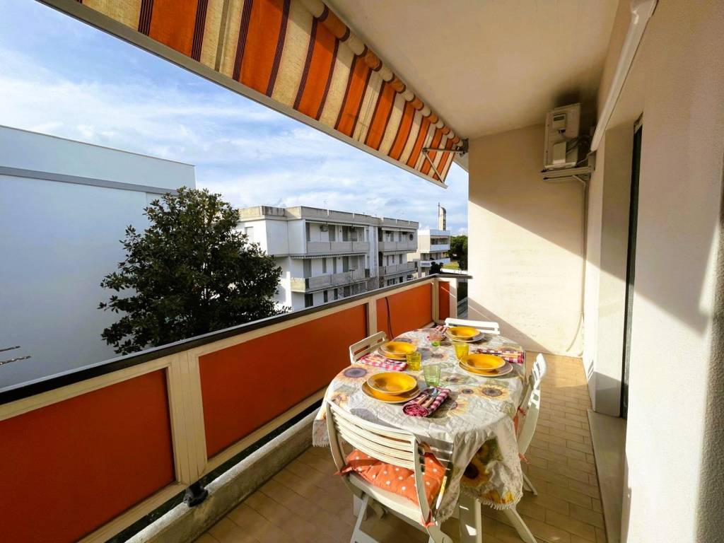 appartamento in vendita a Martinsicuro in zona Villa Rosa