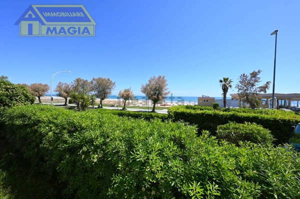 appartamento in vendita a Martinsicuro in zona Villa Rosa