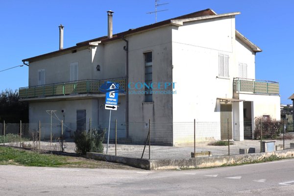 casa indipendente in vendita a Martinsicuro in zona Villa Rosa