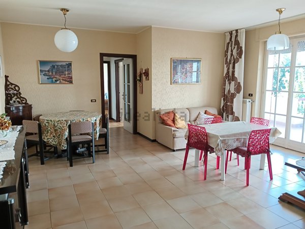 appartamento in vendita a Martinsicuro in zona Villa Rosa