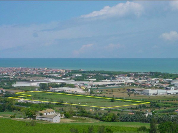 terreno edificabile in vendita a Martinsicuro