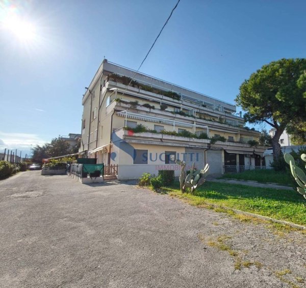 appartamento in vendita a Martinsicuro in zona Villa Rosa