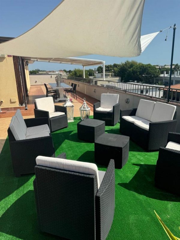 appartamento in vendita a Martinsicuro in zona Villa Rosa