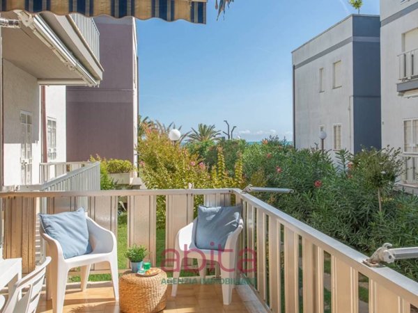 appartamento in vendita a Martinsicuro in zona Villa Rosa