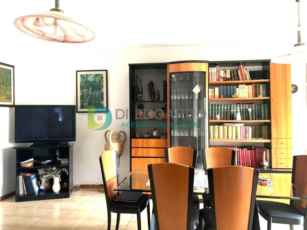 appartamento in vendita a Martinsicuro in zona Villa Rosa