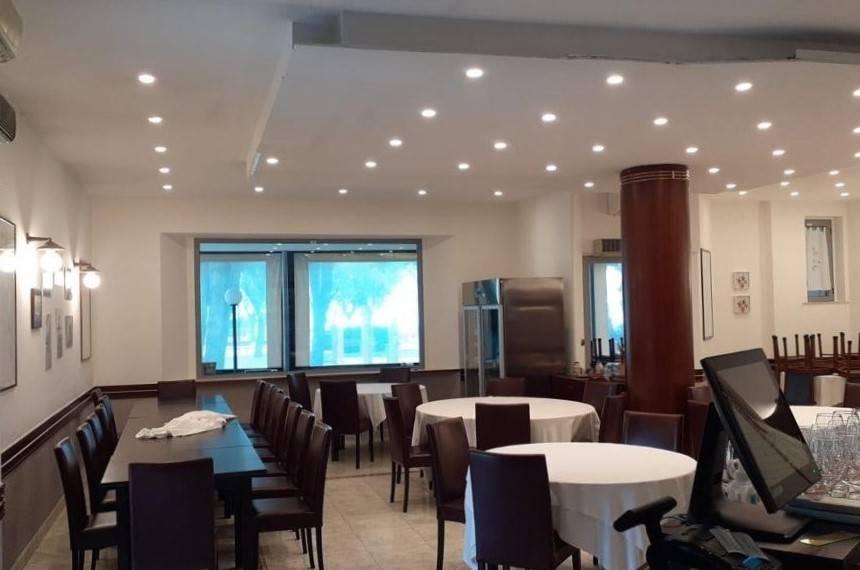 negozio in vendita a Martinsicuro