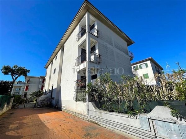 appartamento in vendita a Martinsicuro in zona Villa Rosa