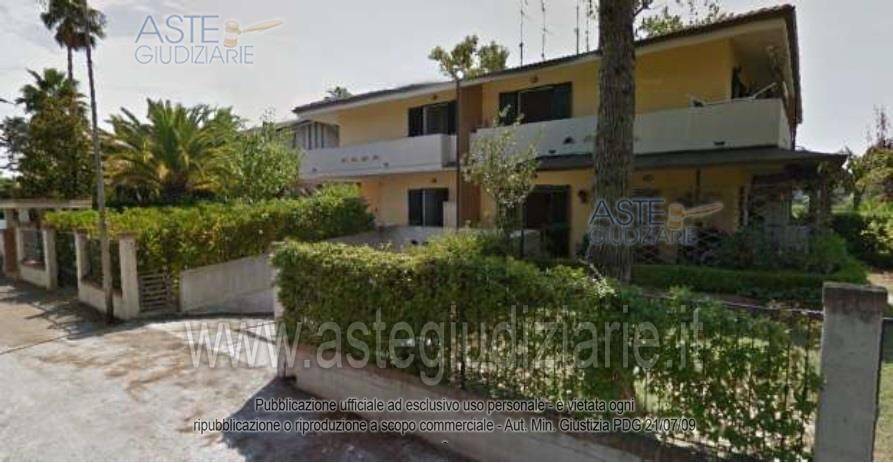appartamento in vendita a Martinsicuro in zona Villa Rosa