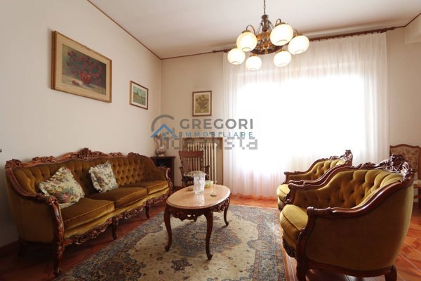 casa indipendente in vendita a Martinsicuro