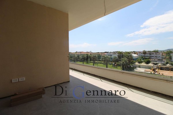 appartamento in vendita a Martinsicuro in zona Villa Rosa