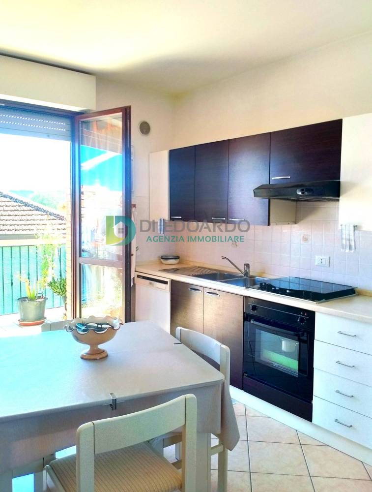 appartamento in vendita a Martinsicuro in zona Villa Rosa