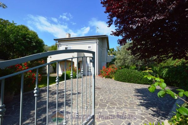 casa indipendente in vendita a Martinsicuro