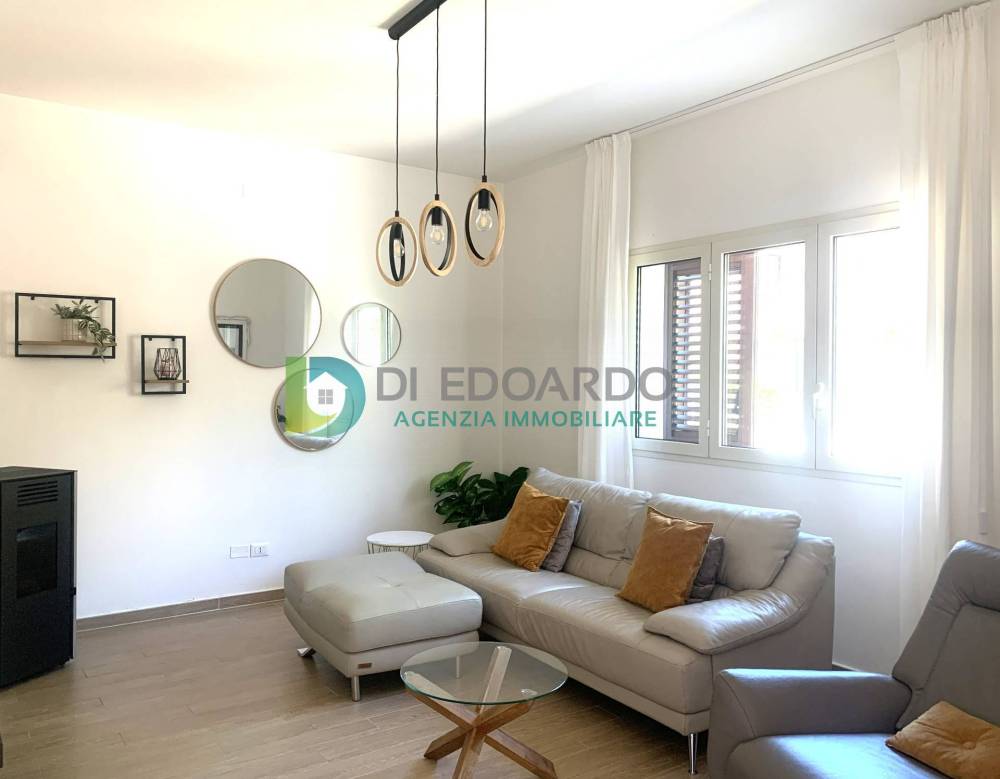 casa indipendente in vendita a Martinsicuro