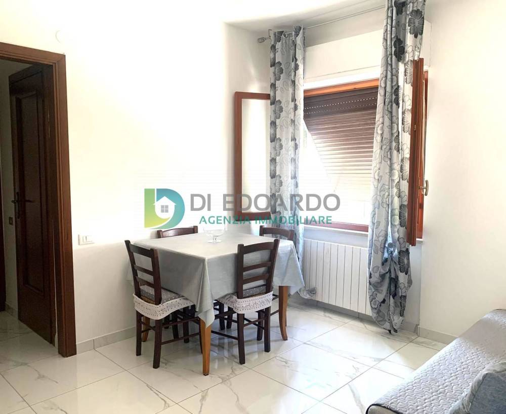 appartamento in vendita a Martinsicuro in zona Villa Rosa