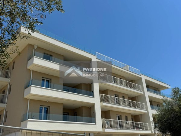 appartamento in vendita a Martinsicuro in zona Villa Rosa