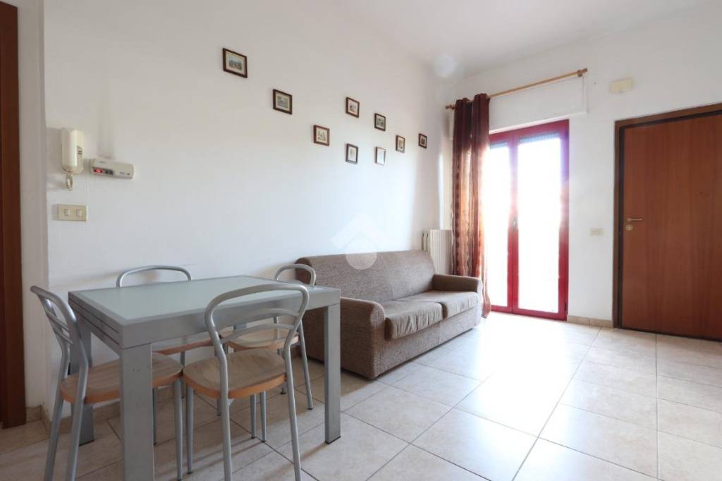 appartamento in vendita a Martinsicuro in zona Villa Rosa