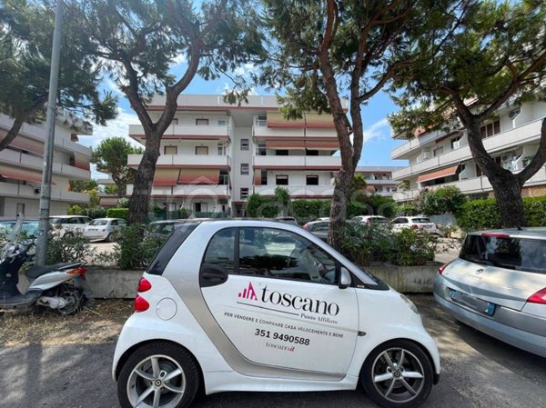appartamento in vendita a Martinsicuro in zona Villa Rosa