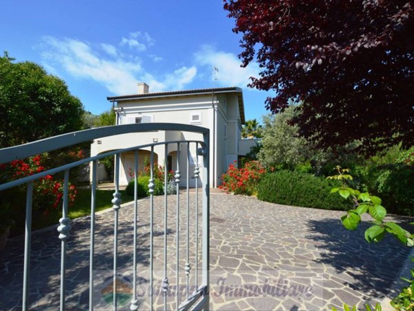 casa indipendente in vendita a Martinsicuro